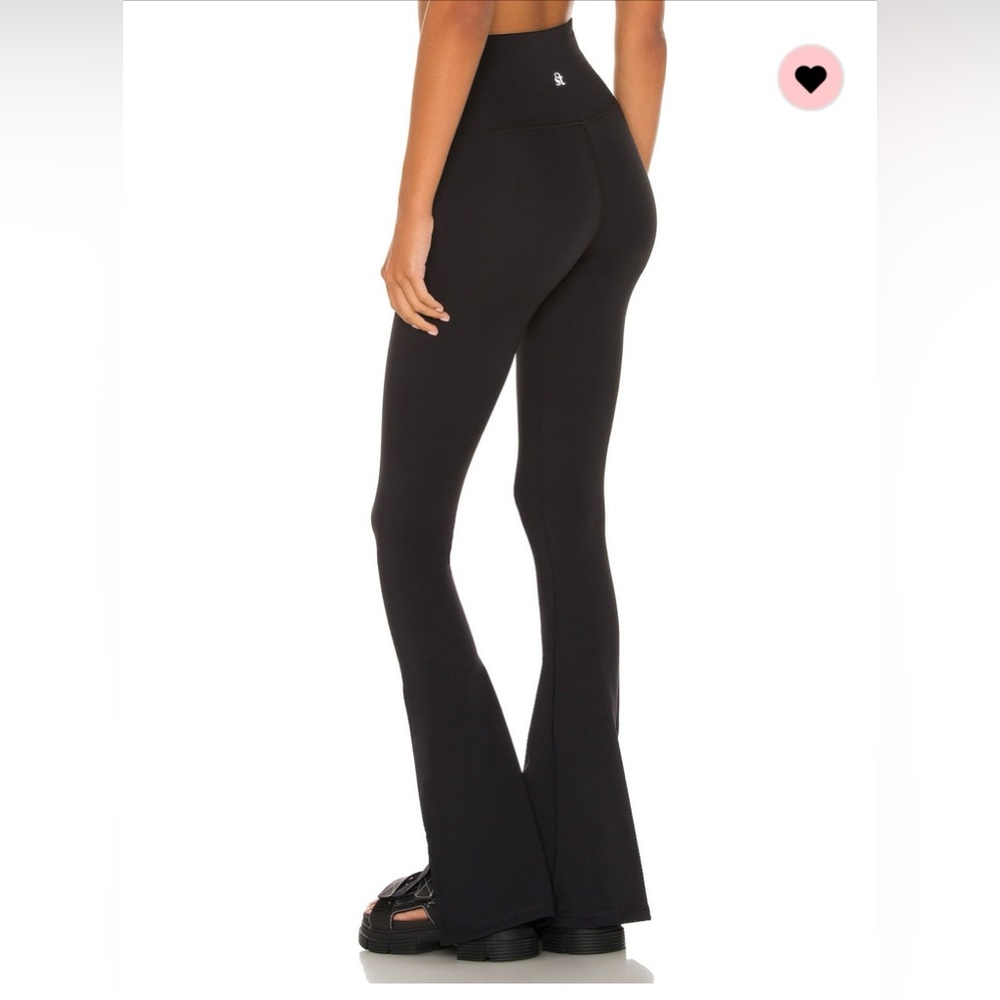 Yoga pants